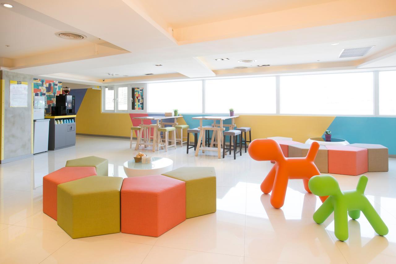 Click Hotel - Taipei Main Station Branch Exterior photo